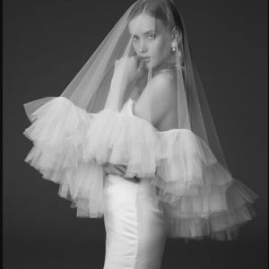 Layered tulle bridal veil